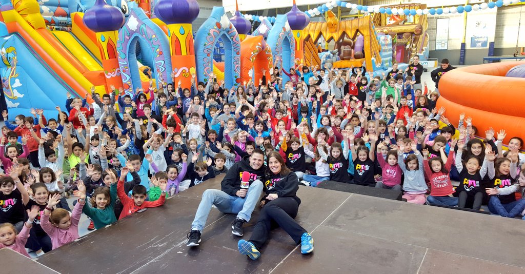 dxtmarias's tweet image. 🎠🎡 Nos gusta empezar el día con una gran sonrisa!!! Vamos allá con el segundo día! MUY BUENOS DÍAS!😊😀😁😃😄😆😆😆😆 #PIM16