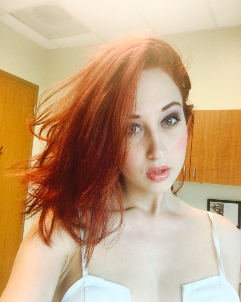 TW Pornstars - Luna Lain. Twitter. Hey guys! We're so close to 4000