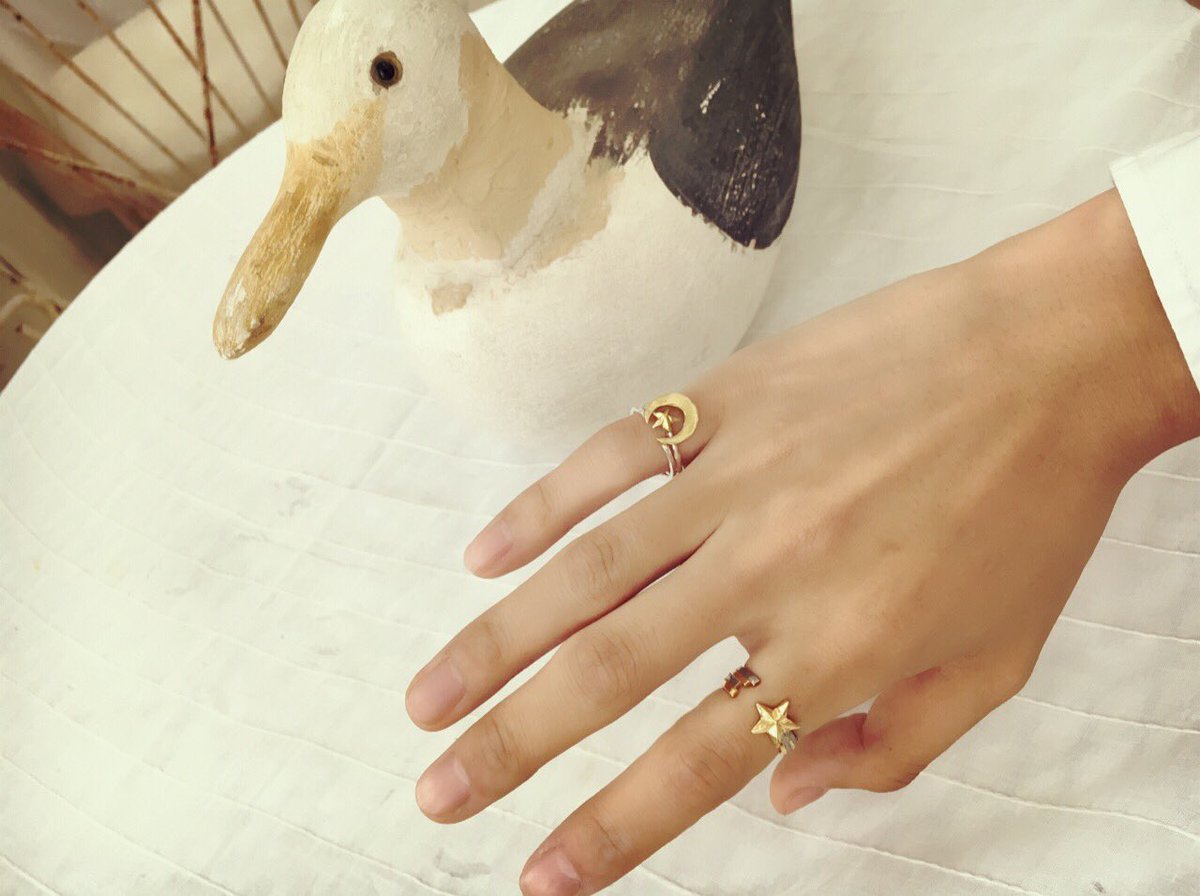 O Xrhsths 天月 あまつき Sto Twitter 初めて撮影で指輪つけた T Co Nqcfax8qnn