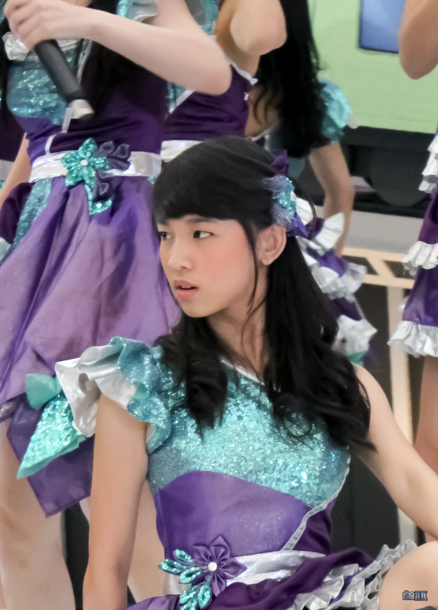 Elaine Hartanto <a href="/H_ElaineJKT48/">Elaine Hartanto</a>