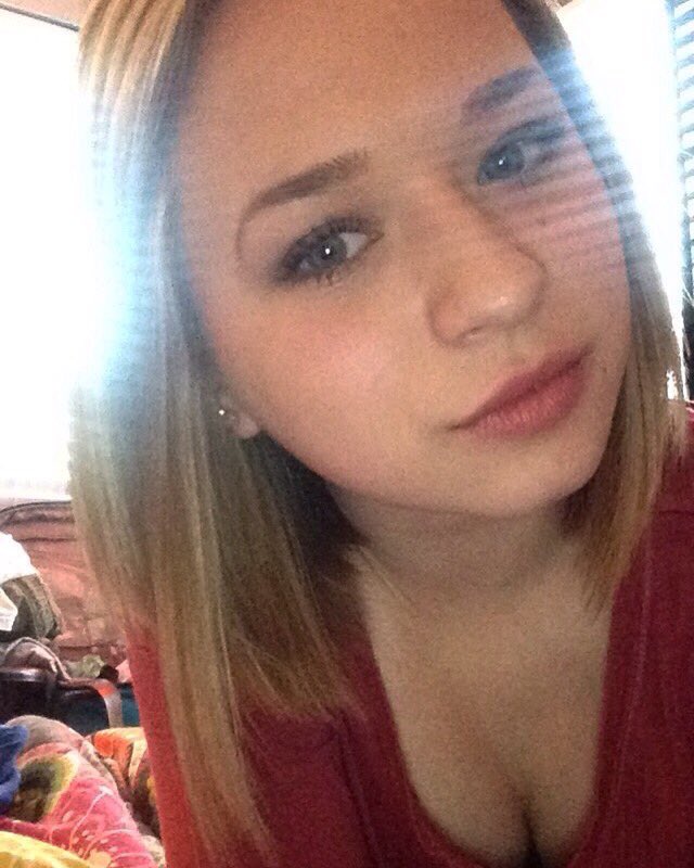 OhioBaddies's tweet photo. Blondes 😍😍 @angiee_mills https://t.co/xGquXNTW3h
