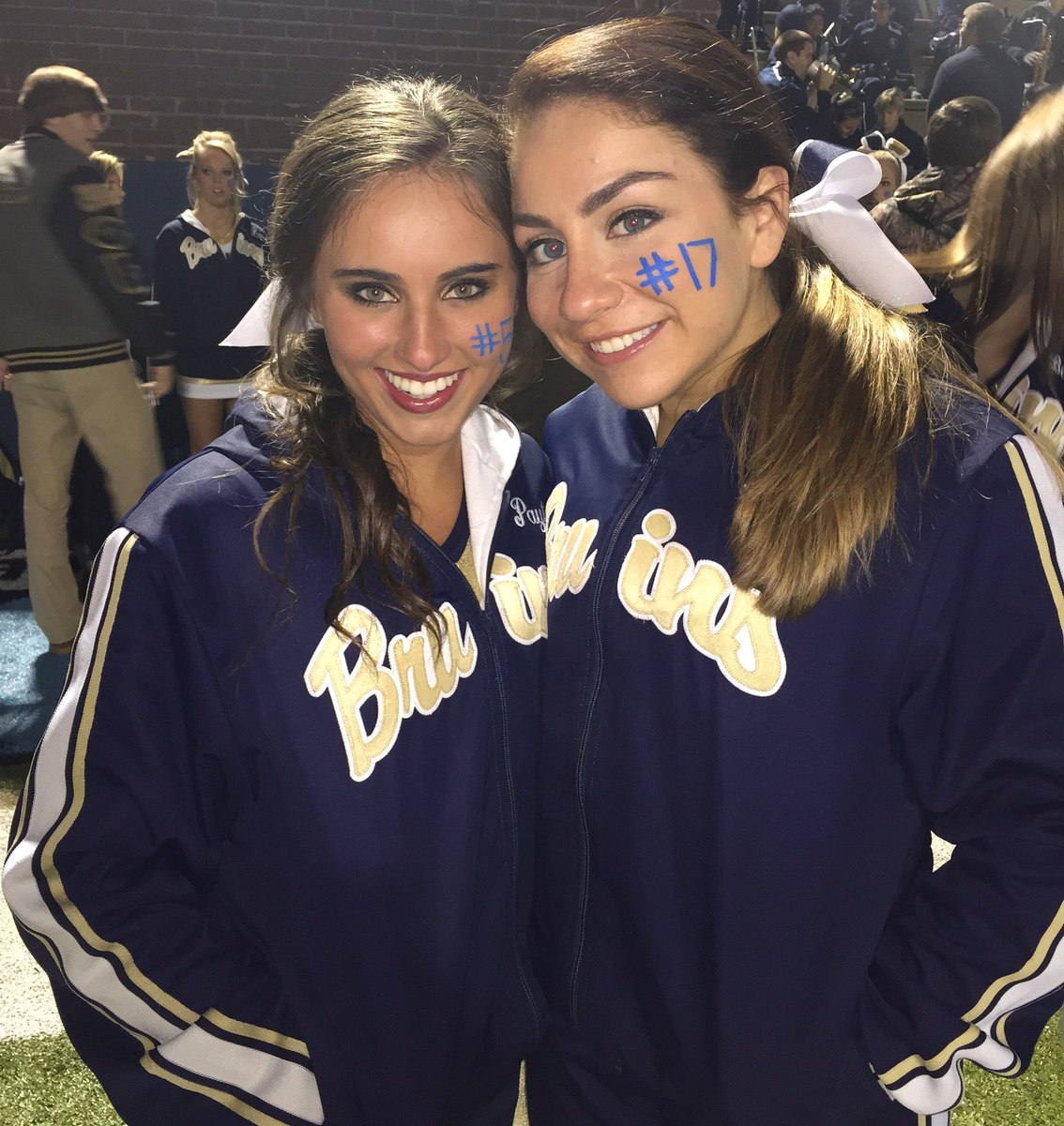 paytonwortsmith's tweet photo. happy birthday Haya!! can't wait to pom again w/u next year💘💘 #17 @SafarHaya https://t.co/LdSqPVNfpi