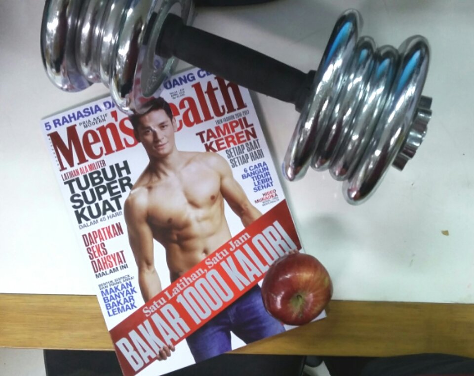 menslifeid's tweet photo. Out! MHI edisi terbaru April 2016 #MHIApril16 https://t.co/ubtulzGemC