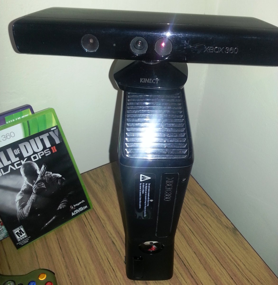 edotecno's tweet photo. #Venta #Xbox360Sim + #KINECT + #3CONTROLES + #5JuegosXbox360 #VALENCIA #SANDIEGO #CARABOBO 0414-3914996 https://t.co/bdQSvaqnNU