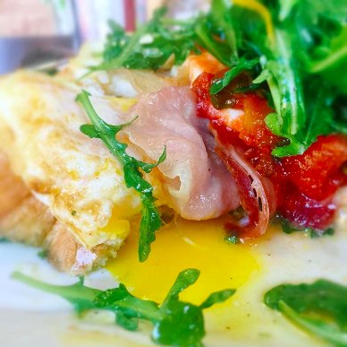 Eat_Chow's tweet photo. Rise and shine! The breakfast of your dreams awaits here at #EatChow. Introducing the #FriedEgg https://t.co/AgwVfiS2Bc