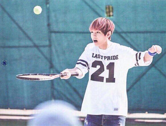 bantan04's tweet photo. テテのセンイルまでに
" 1 2 3 0 " RT めざします✨

協力してください😶💭

#ARMYの力信じてます
#けーぽペン
#BTS https://t.co/KukEEkZXMv
