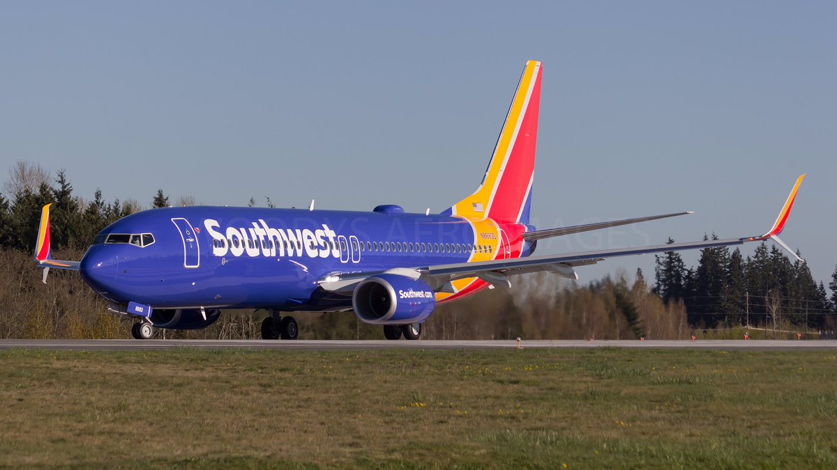 AeroimagesChris's tweet photo. @SouthwestAir N8683D departs for PHX after wifi and split scimitar installation post delivery. https://t.co/p9IO5nsG8D