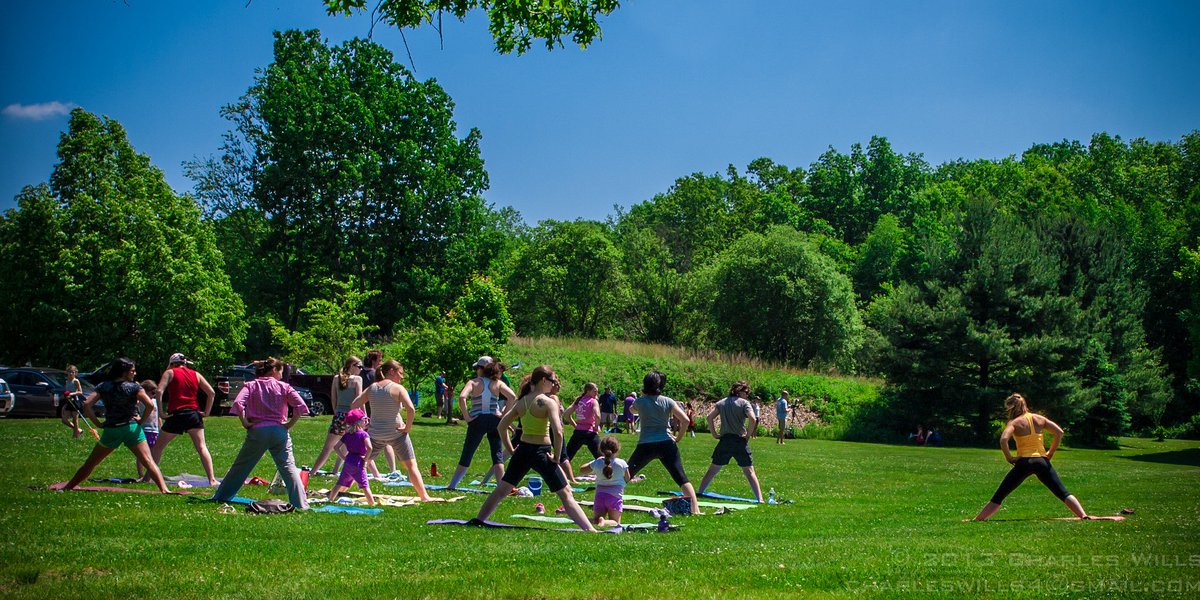 Nature Calls : Thoughts on outdoor exercising medium.com/@livup/nature-… #yoga #outdoors #livup