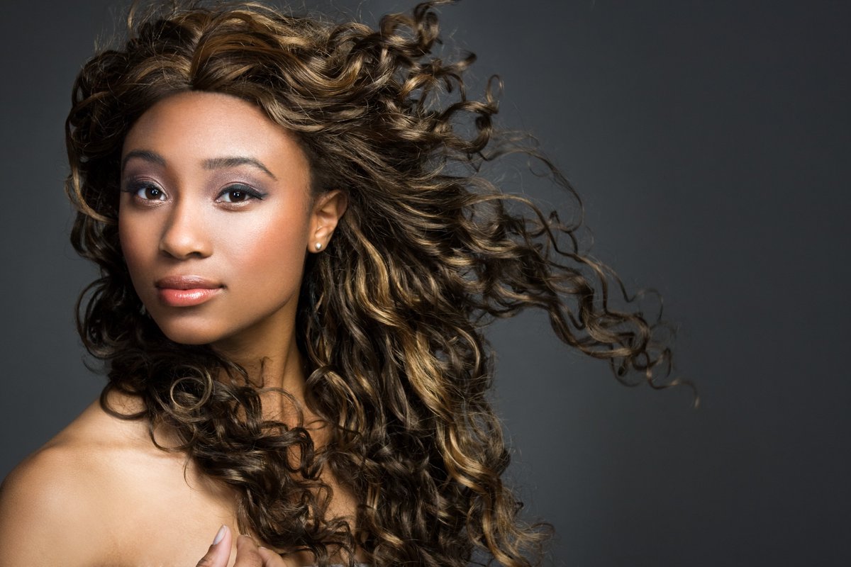 Curly long hair screaming black