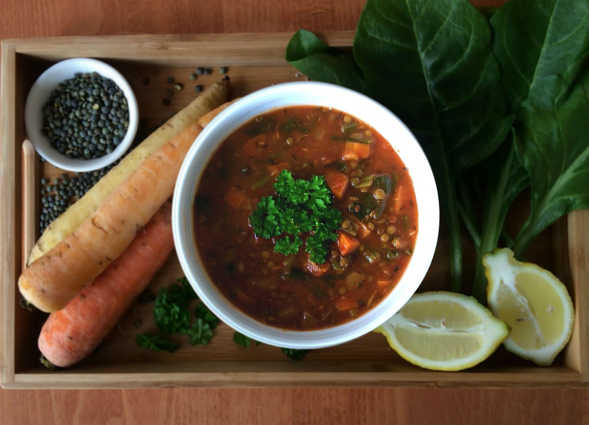 AliceKabala's tweet photo. New #recipe up for this #vegan carrot, Puy lentil and spinach soup: https://t.co/T0cemd1vHA perfect #detox #food https://t.co/SPc7Ih1qVu