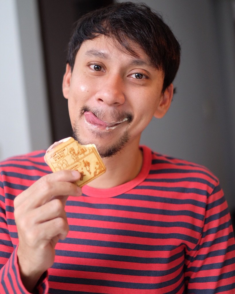 vincentrompies's tweet photo. Upload foto kayak gue gini buat dukung #TimVanila &amp; menangin #CoolBanget prizes dari @wallsidn! https://t.co/F1Xbgsm5Jl