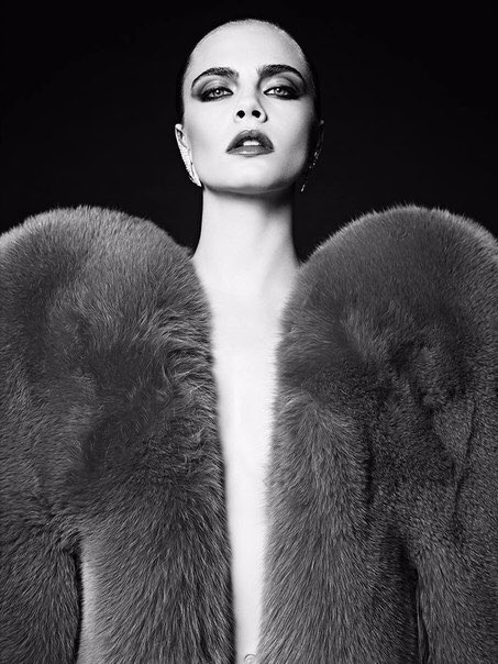 CaraFact's tweet photo. Cara for Yves Saint Laurent's new collection, Le Smoking. https://t.co/ibxioyH1LT