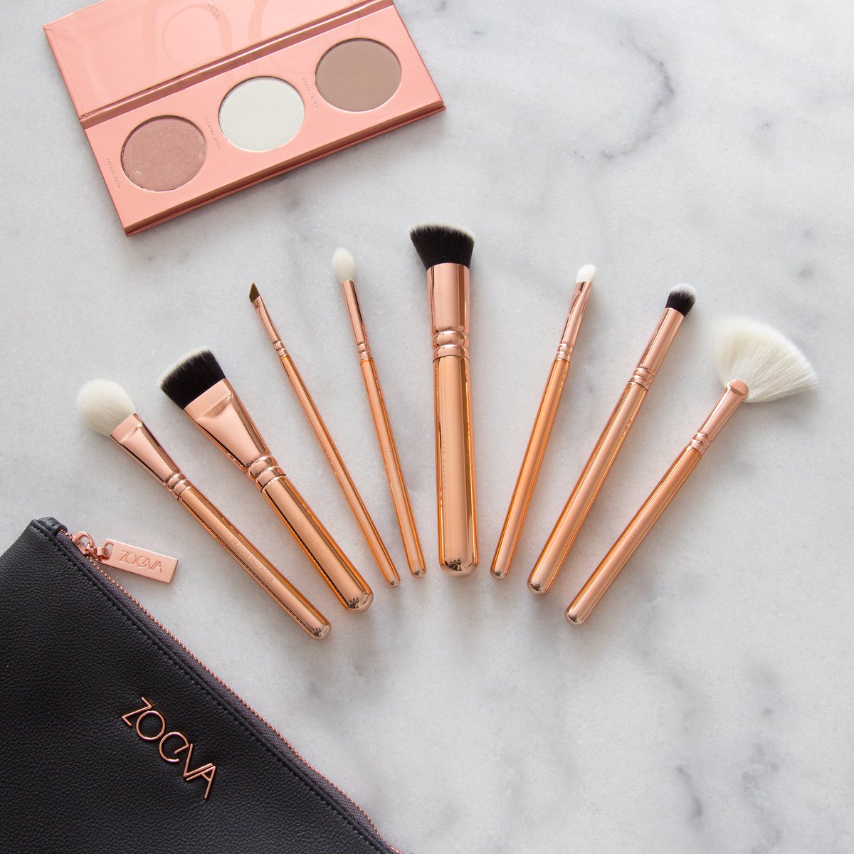 Siandtalk's tweet photo. New blog post ! Collection Rose Golden Vol.3 by @ZoevaCosmetics | https://t.co/UTXNT7dl11

#zoeva #review #makeup https://t.co/sTinDPF0qk