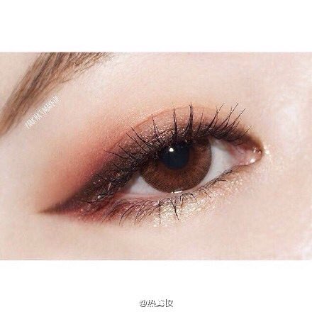 ouch_kanenn's tweet photo. アイメイク😳
春メイクに良いよね❣️❣️ https://t.co/TVUP3rTruH