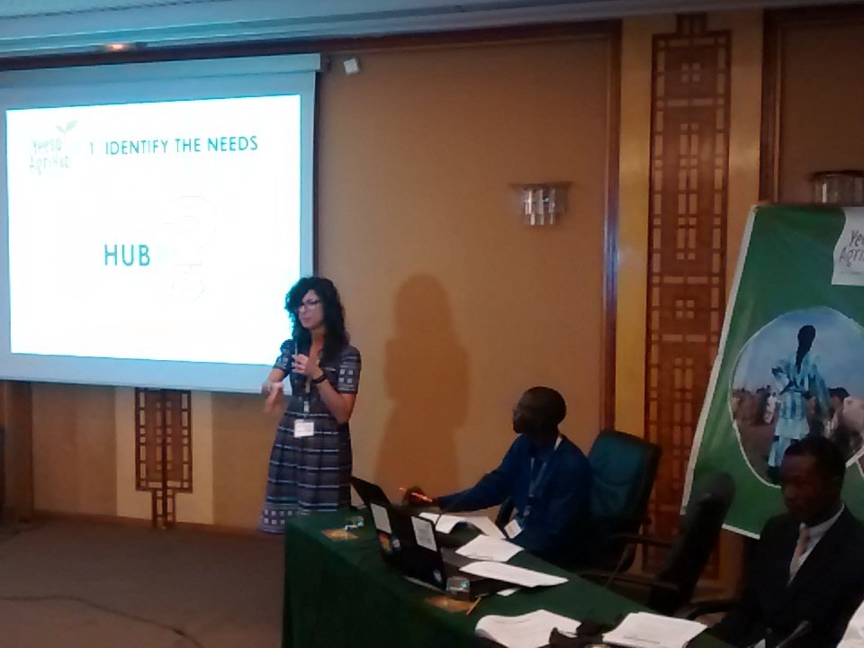 AgritoolsInfo's tweet photo. Want to create/launch an #AgriTechHub? @yeesalagrihub in #Senegal is sharing its experience & tips. #YALESI2016 https://t.co/dLYnjxXxlG