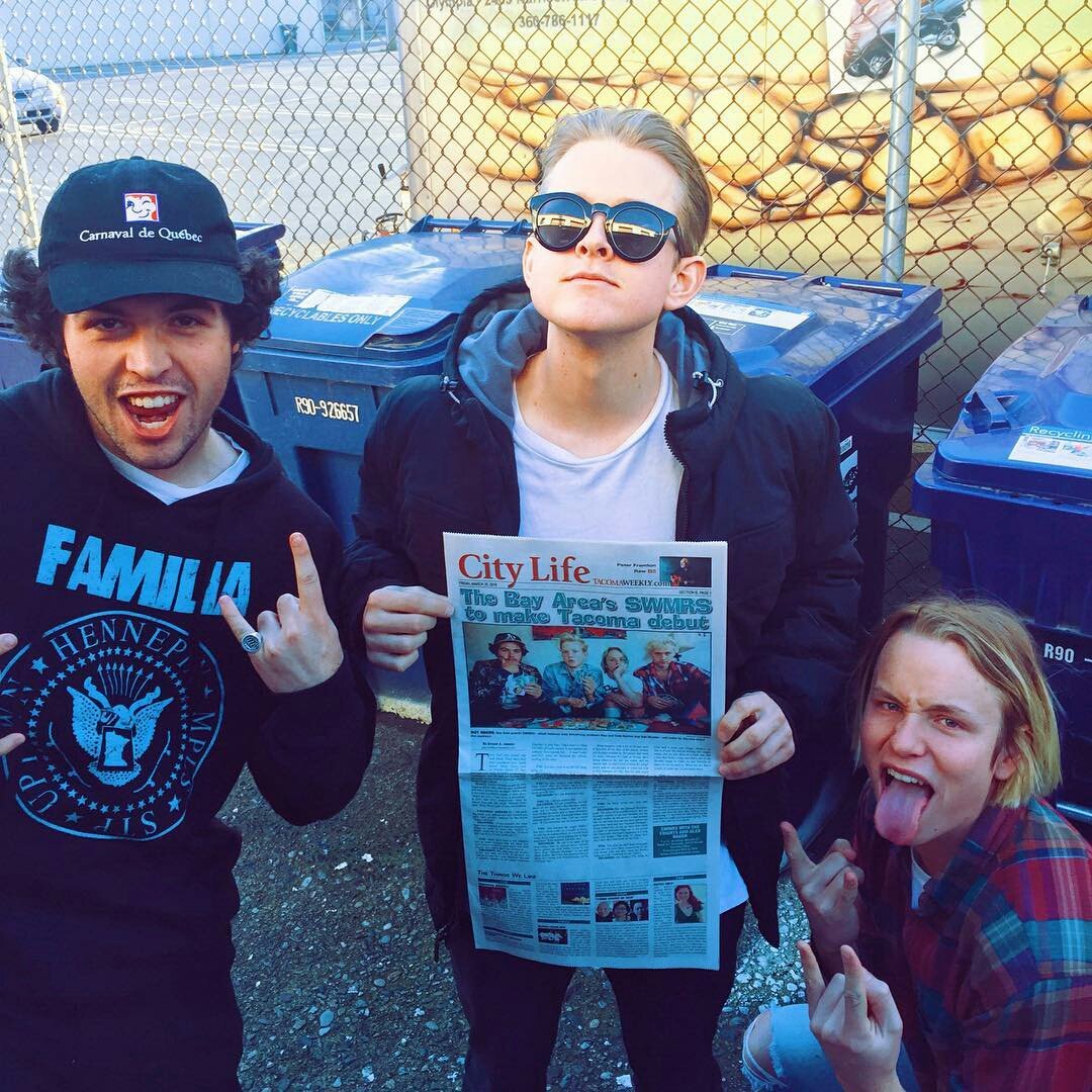 grlset_bri's tweet photo. Joey and the Becker Brothers fangirling over themselves in Tacoma. #swmrs #JoeyArmstrong #ColeBecker #MaxBecker https://t.co/JZXaKBw6U9
