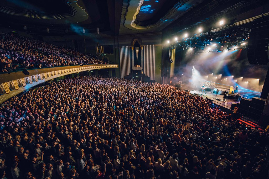 JamesBayMusic's tweet photo. Thank you Hammersmith for an amazing first night! Here we go again!... (Snap by @ohalfin 📸) https://t.co/DzB7vaqpVt