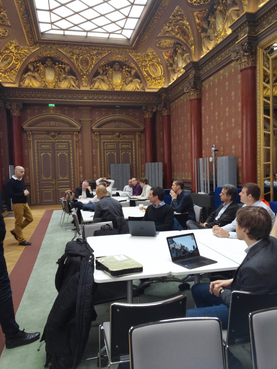 fab_mob's tweet photo. La communauté #FabMob se rencontre chez @mozilla Début des ateliers avec les #startup 
#innovation #mobilité https://t.co/3E1Aindwk1