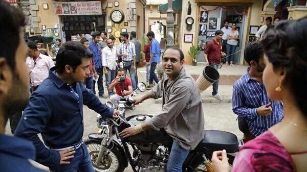 MadhooDeepu's tweet photo. @Suriya_offl #Vikram #24TheMovie
#WaitingForAudio @24MovieOffl
@rajsekarpandian @2D_ENTPVTLTD @arrahman https://t.co/Bn7b3iBykt