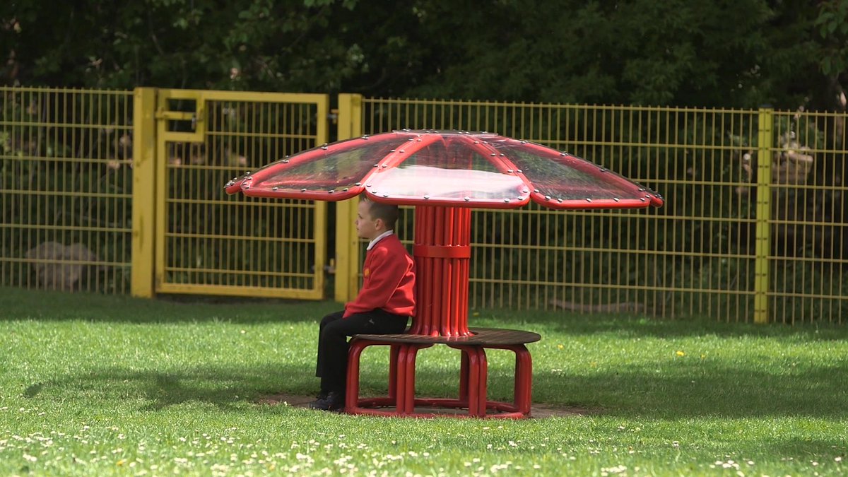 Ambicltd1's tweet photo. Our fabulous mushroom #shelter offers fun &amp; reflection time!
Bespoke indoor &amp; outdoor #furniture for your #school https://t.co/A1tuaG7WYX