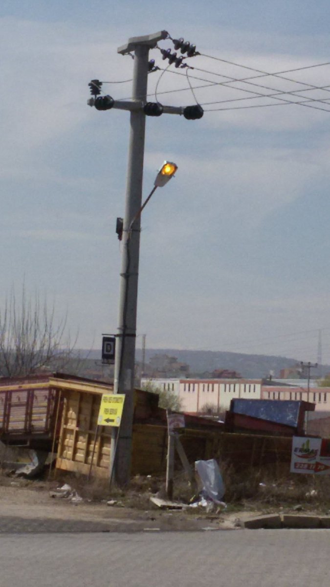 @E_P_D_K siz kimi denetliyosunuz bilmiyorum ama; Eskişehir Osmangazi elekt. Öğlen 12;40 da durum bu