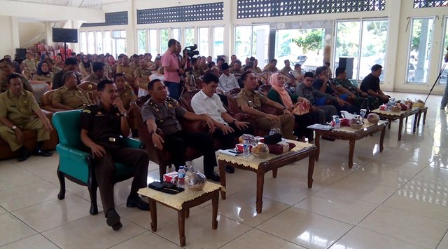 BappedaSumsel's tweet photo. Musrenbang RKPD Tahun Anggaran 2017 Kabupaten OKU Selatan. https://t.co/8DX8AOhekH https://t.co/hM7DzBVzYc