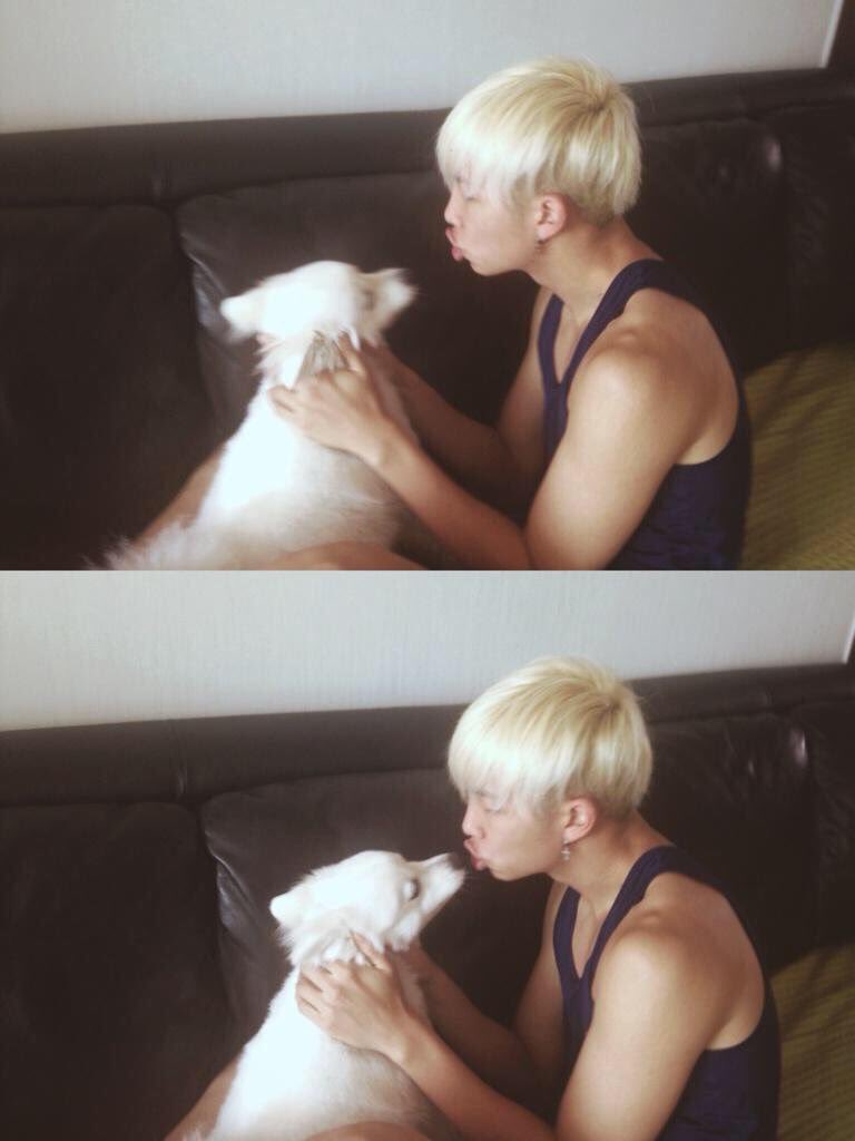 rapjoon_bts's tweet photo. 俺何気にあした2Mですㅋㅋㅋㅋㅋㅋㅋㅋㅋㅋㅋㅋ

お祝いしてよ？ㅋㅋㅋ https://t.co/Qi0KBYFrHM