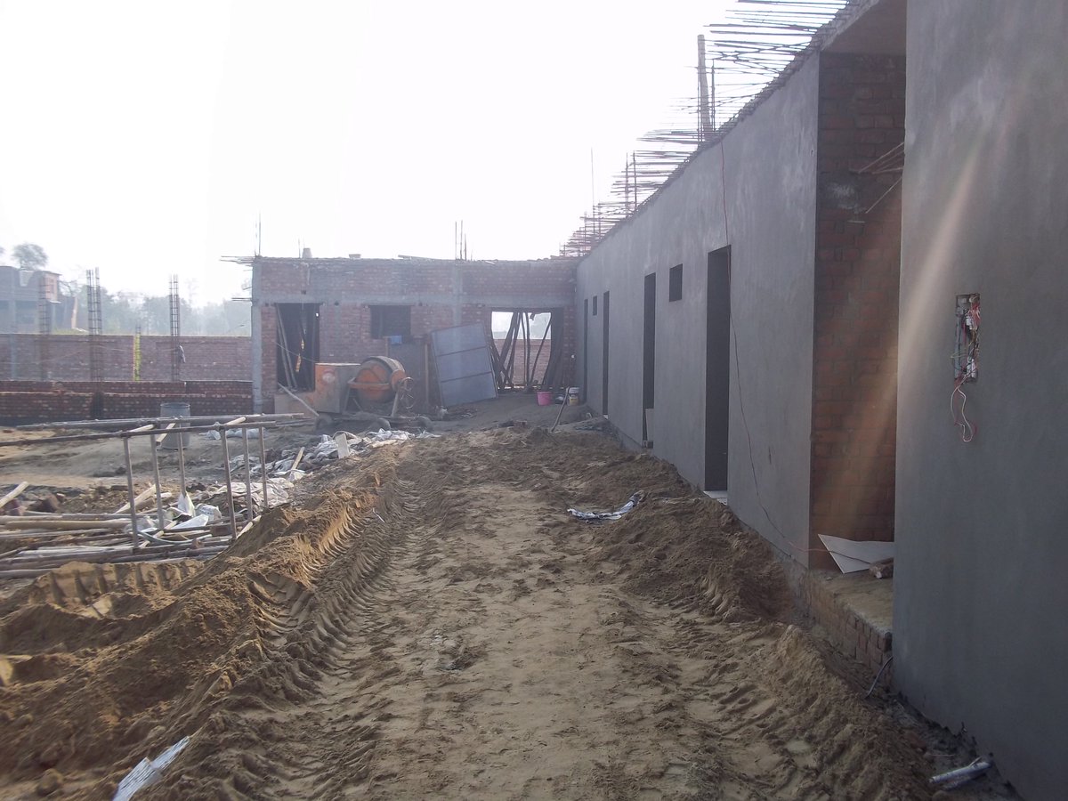 helpageinternat's tweet photo. Picture of New Building Construcation at Sahni ashram https://t.co/GPt8XDvbQP