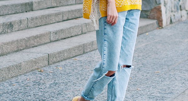 dressingroomME's tweet photo. A female’s wardrobe cannot be complete without a different variety of denim jeans. https://t.co/cerZNO1E01
#Dubai https://t.co/njglsrRUVU