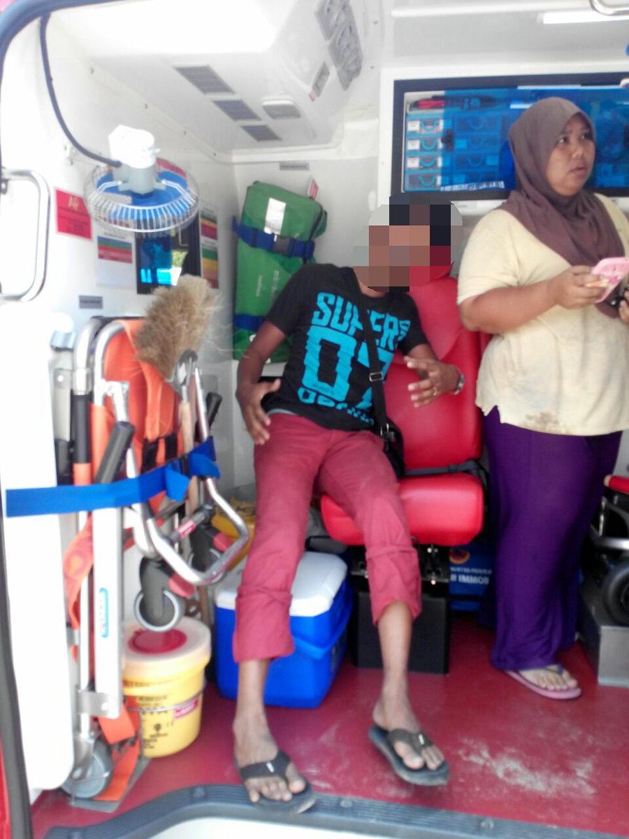 30/3/16: KBKRN RUMAH DI Kg Badang, Jln PCB, Kota Bharu 1.35 ptg. 1W melecur, 1L terseliuh paha &amp; 1L trkena renjatan