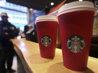Starbucks is trying to create its own digital currency to keep customers coming back

 businessinsider.com/starbucks-is-t…