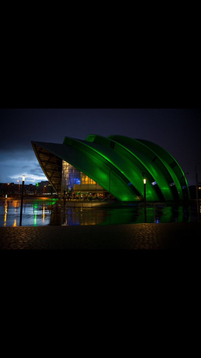 Glasgow what a way to finish ! Thankyou !👏🏻🎤🎶&amp; SECC IN GREEN 🍀👍🏻
#RightHereTour2016