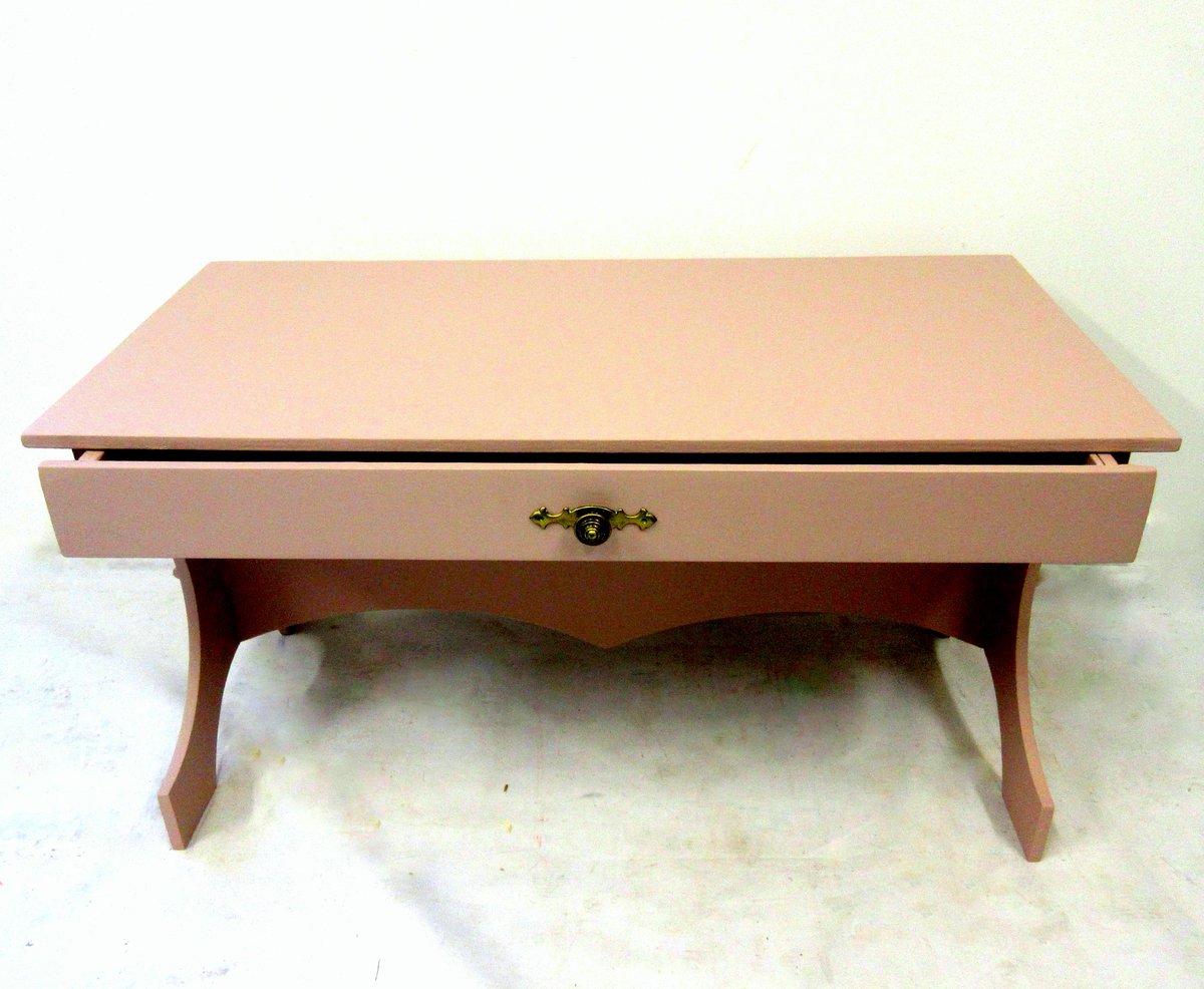 B2Nupcycling's tweet photo. Designing a room made easy!!!!
Old furniture donated brought back to life . #upcycling #furniture #Limerick https://t.co/FUAyNfKjgC