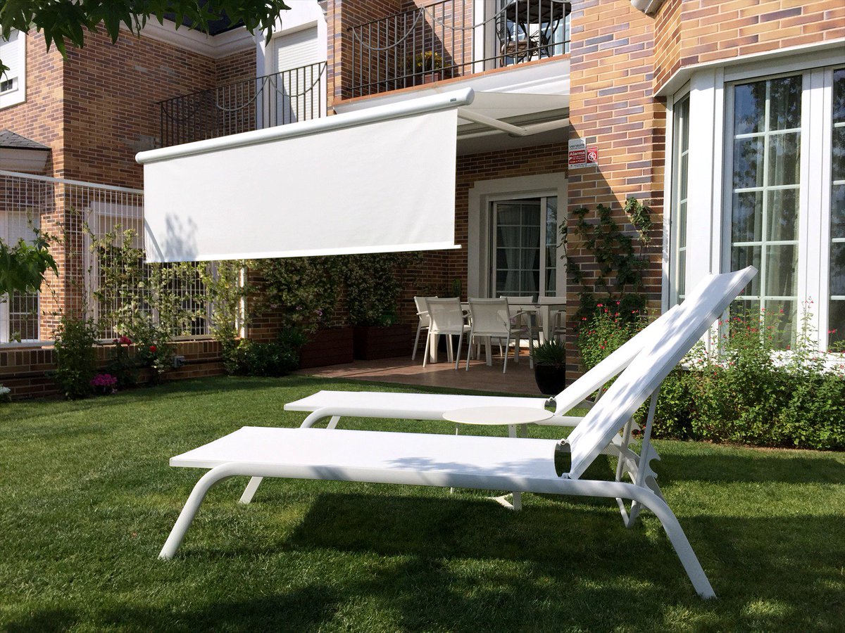 VentuxExclusive's tweet photo. ¡¡Antes de ir a comer échale un ojo al nuevo proyecto que hemos subido a @HouzzSpain !!
#FelizMiercoles #ventux https://t.co/uvOIRGbuTb