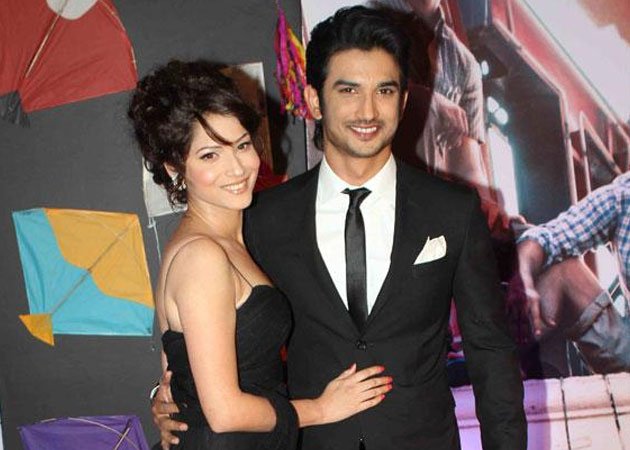 bollywood_spy's tweet photo. Oh no! Have @AnkitaLokhande and @itsSSR broken up after 6 long years? https://t.co/V8Xk6VyUjA