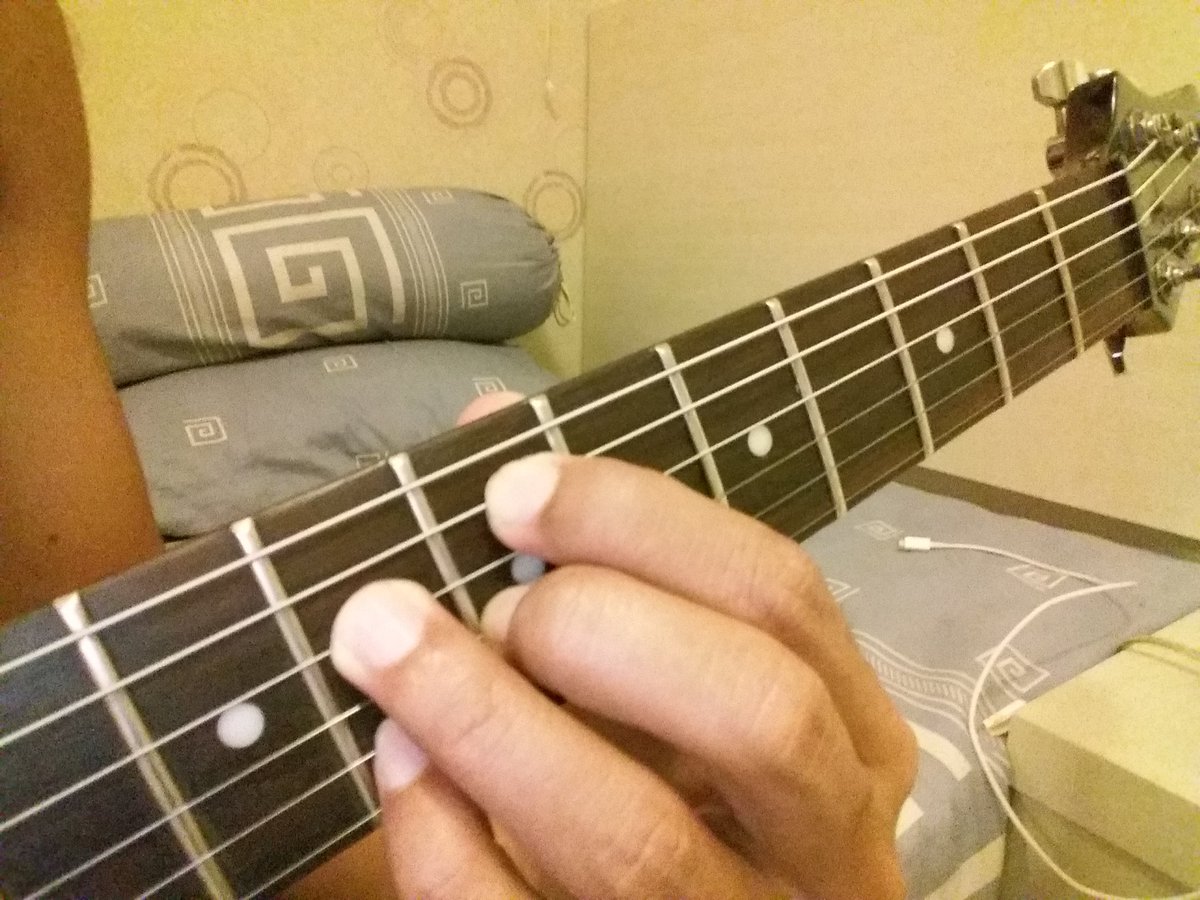 what is the name of this chord???  #I_ask