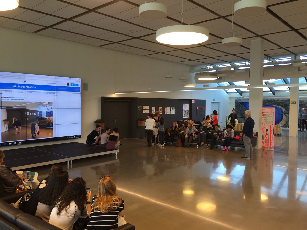 Jendea ari da hurbiltzen... #kutxadantzataba