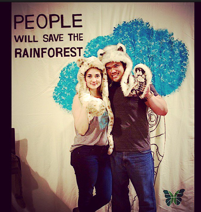 RainforestPrtnr's tweet photo. #WildlifeWednesday vibes rockin @spirithoods @ our #SXSW Films for the Forest! #RainforestLove #SpiritHoodTribe https://t.co/2QHFEiAR0D