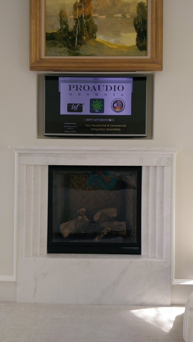 ProAudio_GA's tweet image. Motorized artwork @RTICorp @KeyDigitalHQ #OneButtonOperation #SmoothAndQuiet  #AVtweeps #CountryBoySmiling