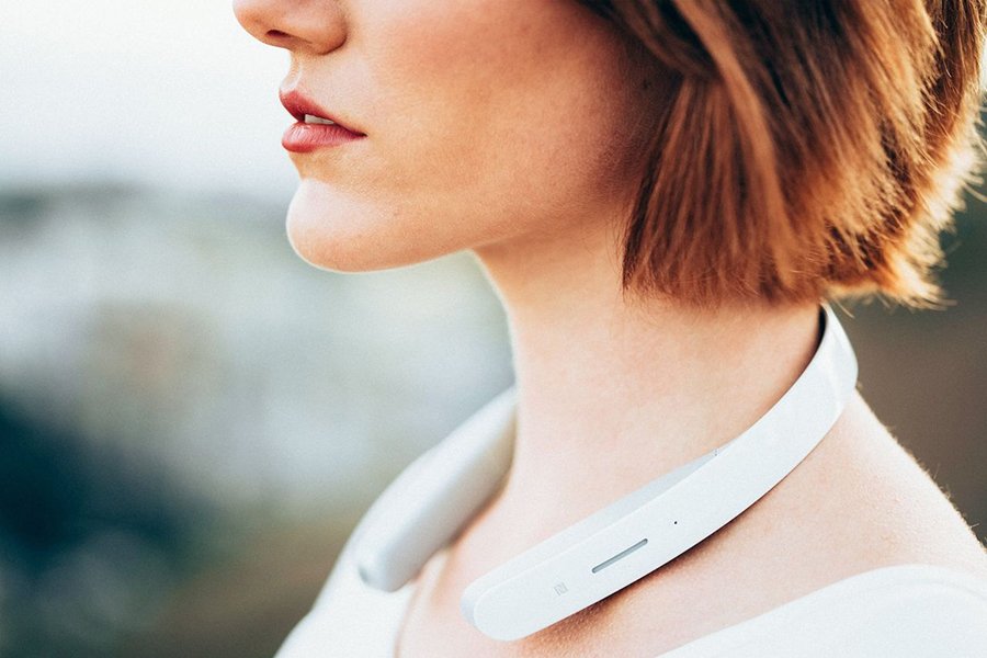 Sony presenta sus auriculares "libres de oreja" ► goo.gl/FFcT6L