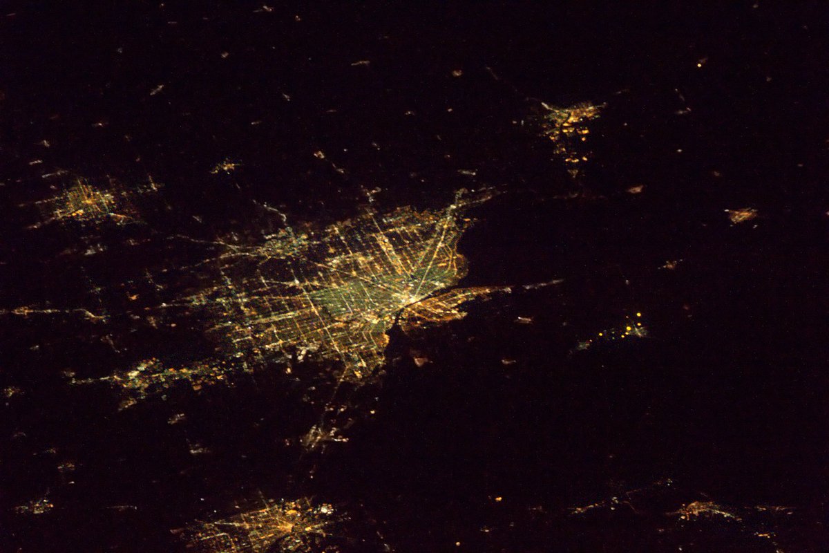 Astro_Jeff's tweet image. #GoodMorning USA.  St Louis, Chicago, and Detroit.
