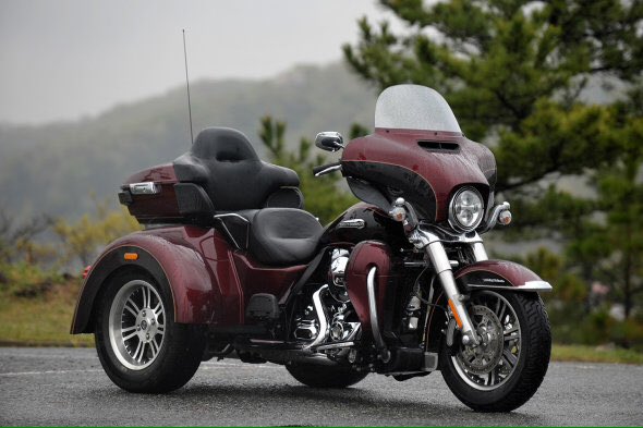 これ普通免許で乗れるらしい！ 誰か車好きの方でトライクに関する情報