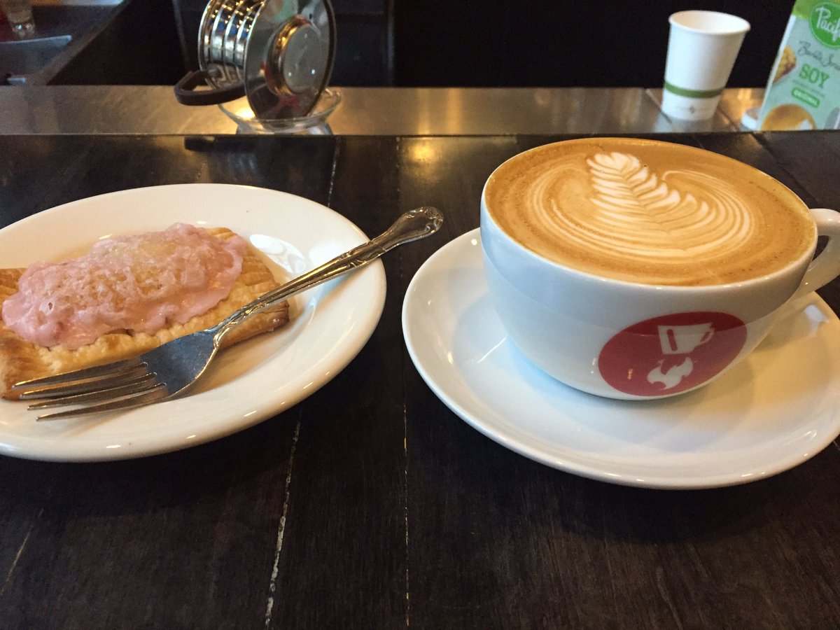 schwartz_j's tweet image. Awesome breakfast @NovoCoffee. #ACJS2016 #denver