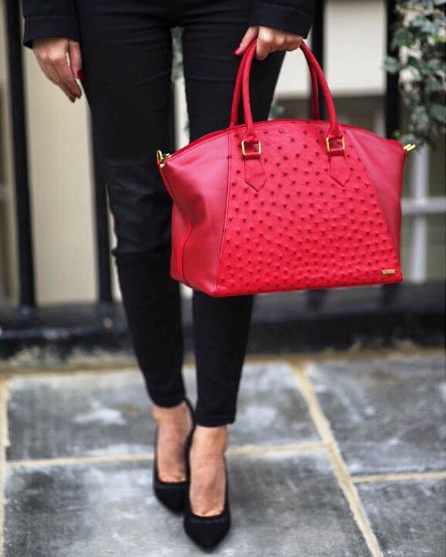 nateiss's tweet photo. #ostrichleatherbag #ostrichleather #luxury #style #fashion #blogger #leather #tote #sustainablefashion #handbag #bag https://t.co/JN4ZbNTnXC