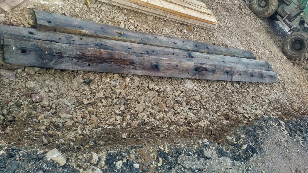 egg_homes's tweet photo. 3 giant sleepers found whilst digging on site, guess what they will end up as. #recycled #egghomes #lakedistrict https://t.co/bpsWIFlvfF