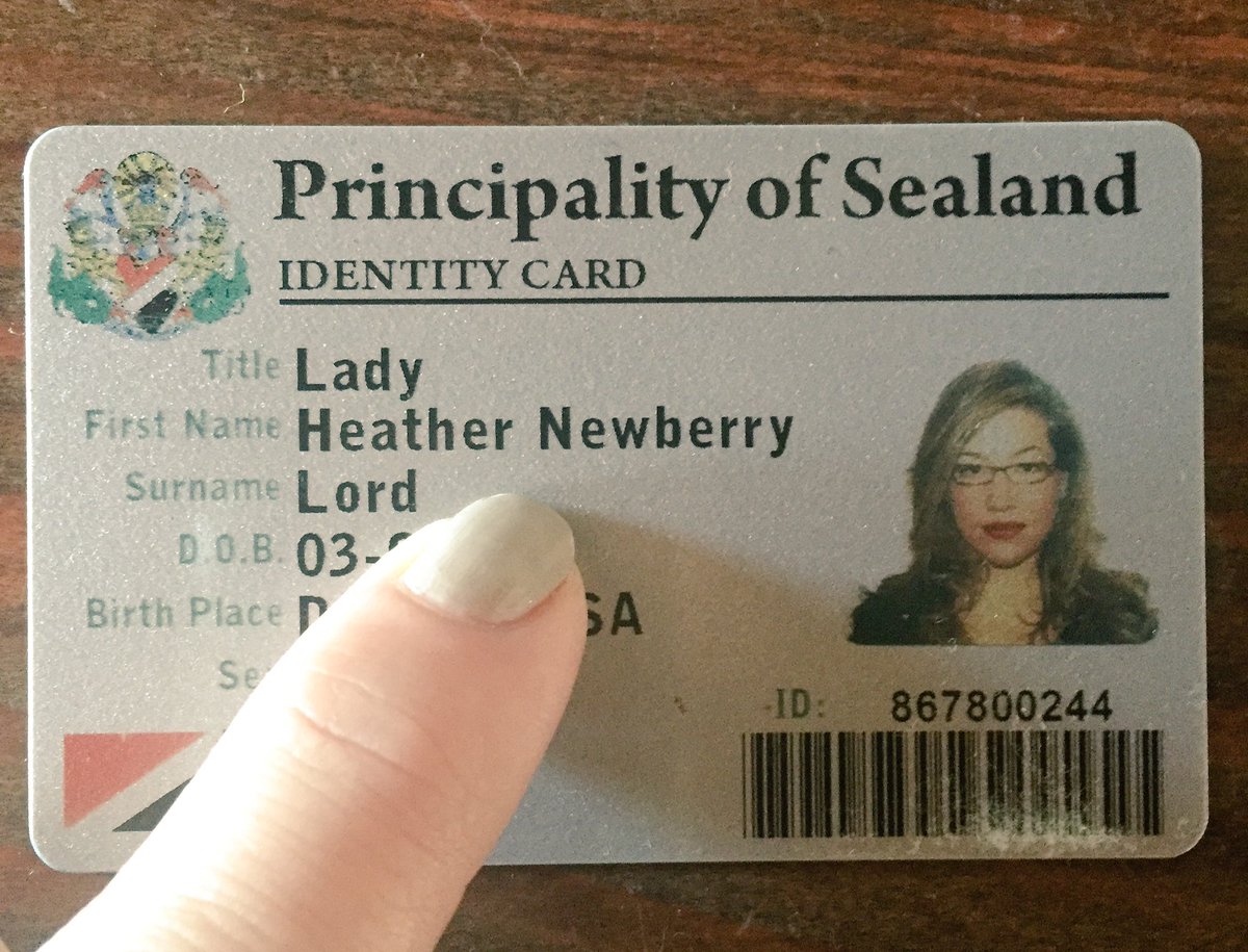 We, the loyal peerage of #Sealand , mourn the passing of Princess Joan. Devotedly, Lady Lord bit.ly/1UsOsn7