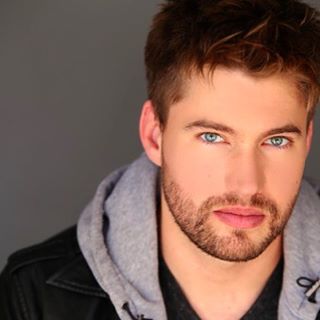 onewxrld's tweet image. #JWCUDD #5 on 1wxrld.com/f/2016-03-20-v w/ #FallinForYou @JWCUDD youtube.com/watch?v=pKZ6H1… #indie #indiesong