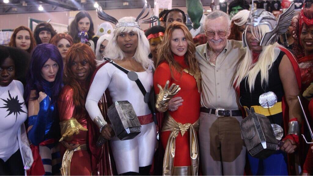 TheRealSheldonC's tweet photo. That awkward moment when the shadow of Thor's hammer makes it look like Stan Lee peed his pants. https://t.co/j740fcz6Ec