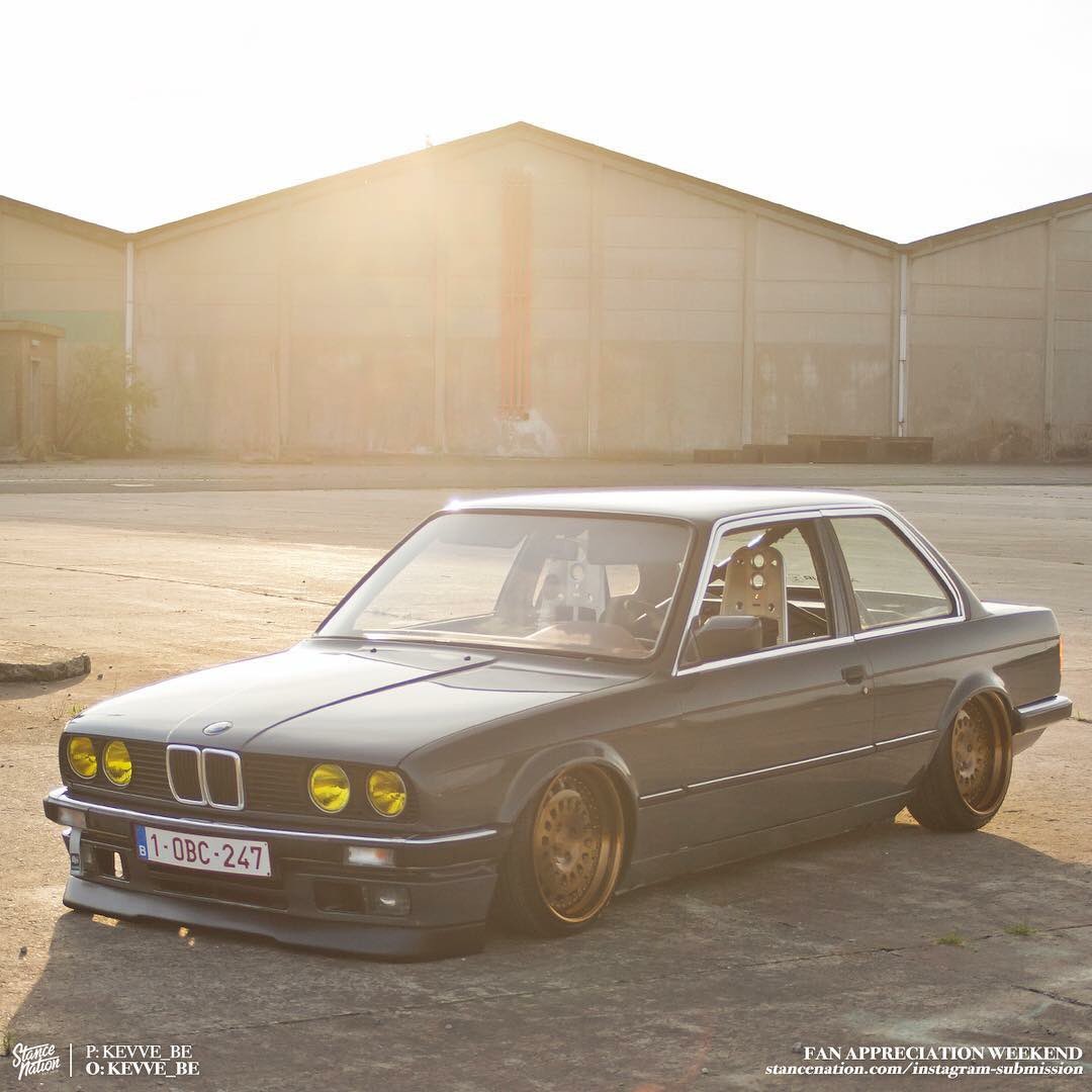 FamiliaRacing's tweet photo. Stance https://t.co/dDTjJzYIFJ