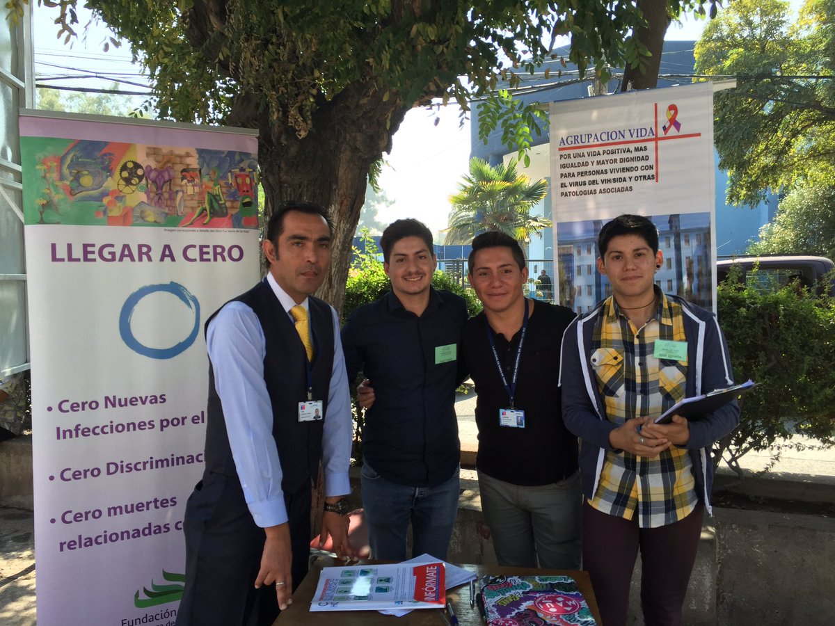 vidamas01's tweet photo. Con funcionarios de Fundacion Savia https://t.co/XMhqExzGFb